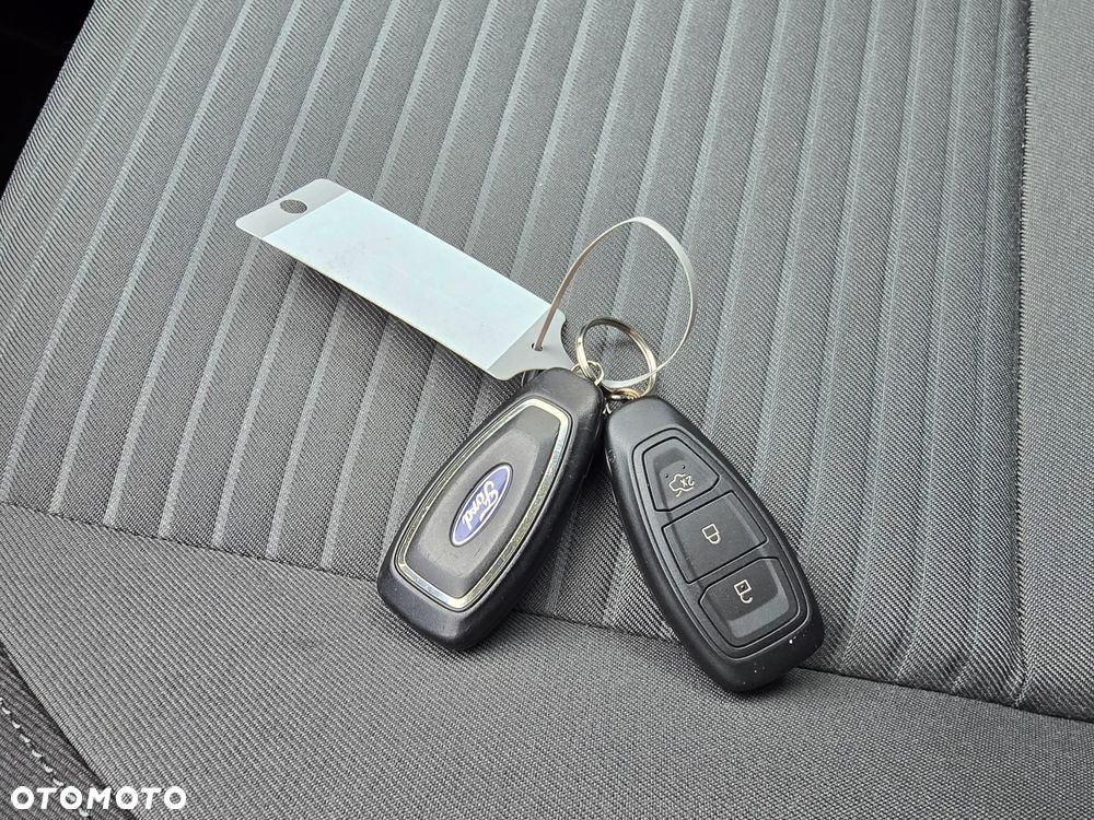 Ford C-MAX - 14