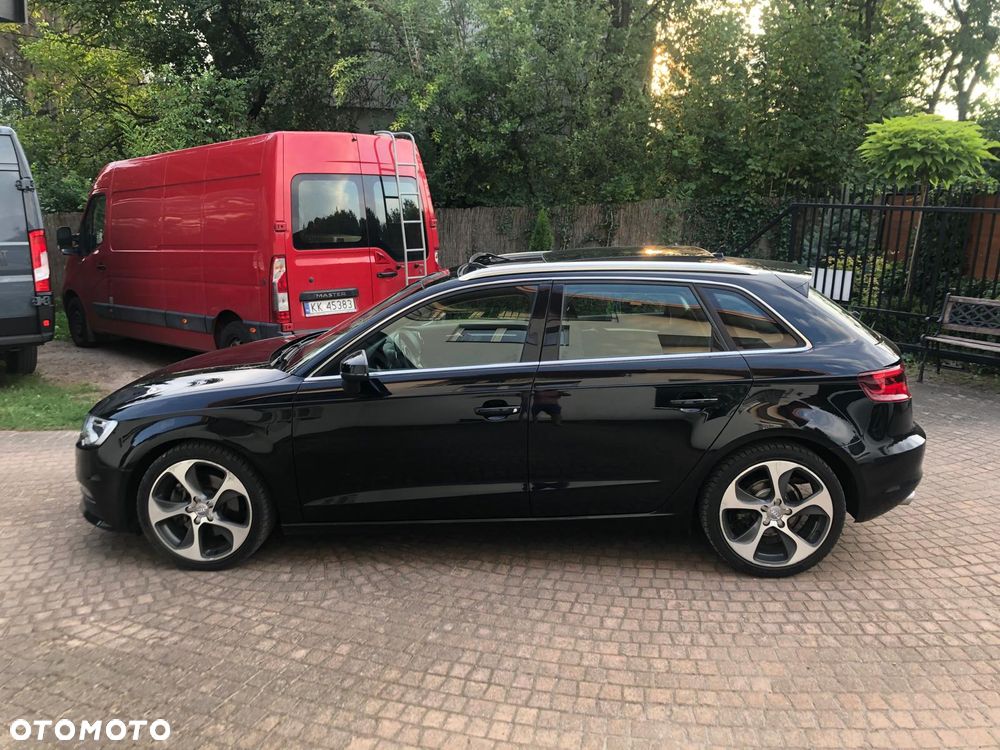 Audi A3 Sportback 2.0 TDI (clean diesel) quattro S tronic Ambiente - 12