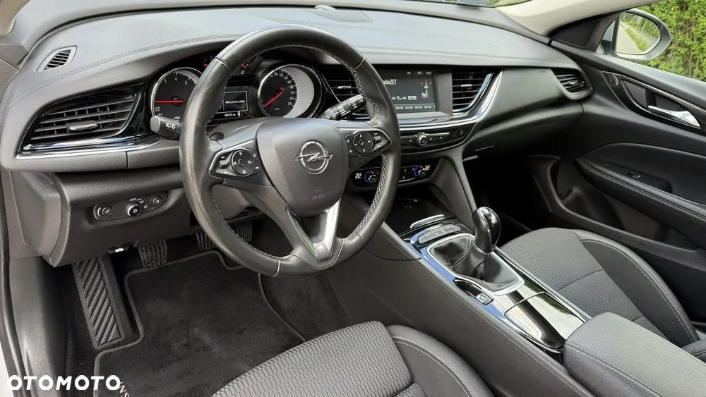 Opel Insignia 1.5 T Exclusive S&S - 16