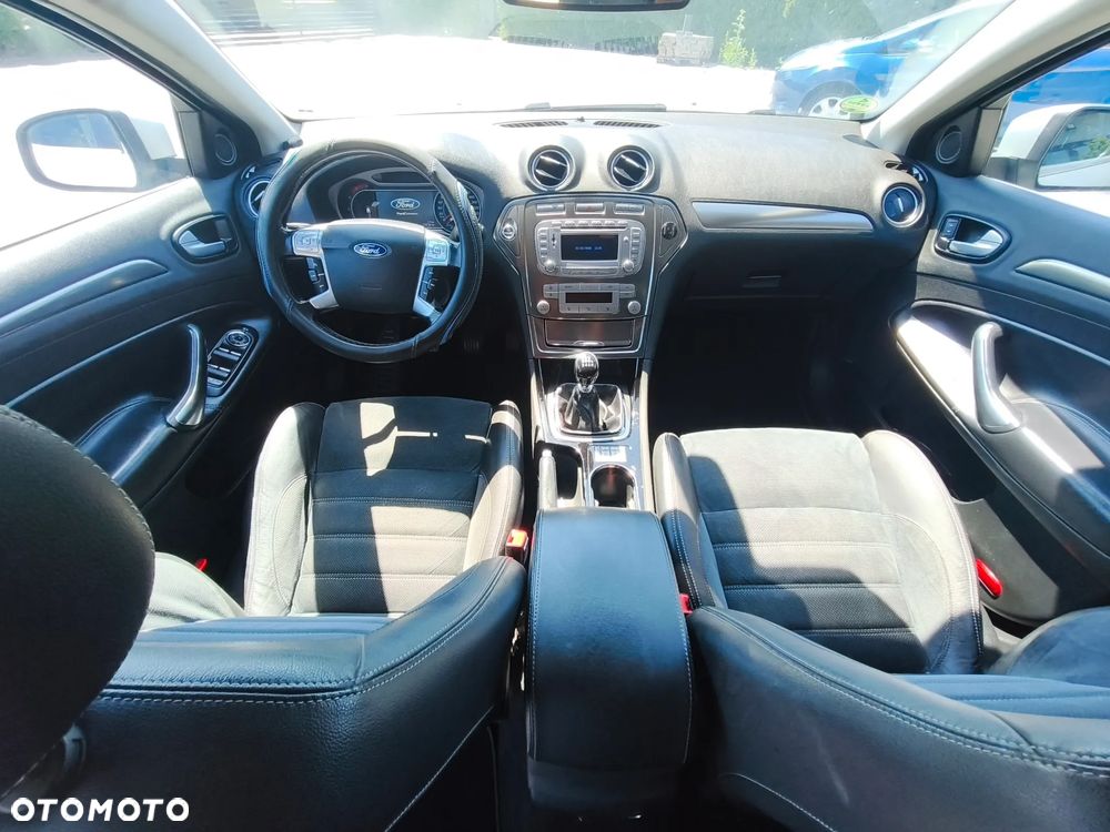 Ford Mondeo 2.2 TDCi Titanium - 8