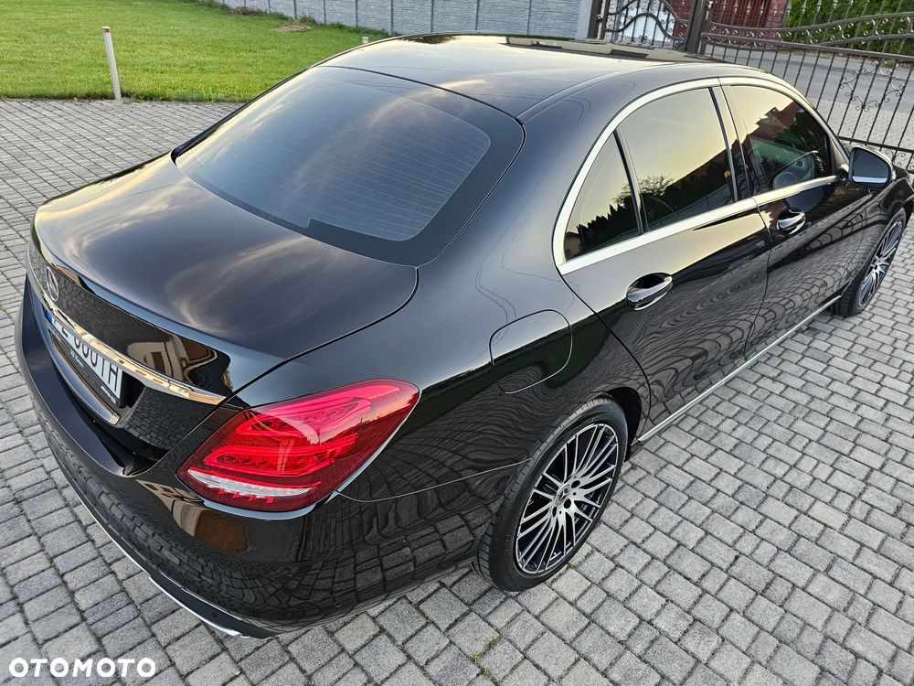 Mercedes-Benz Klasa C 300 7G-TRONIC - 31