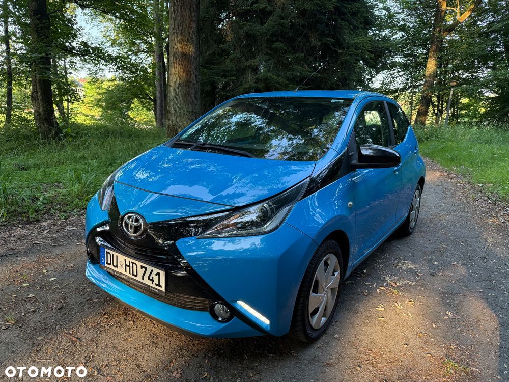 Toyota Aygo x-play touch - 25