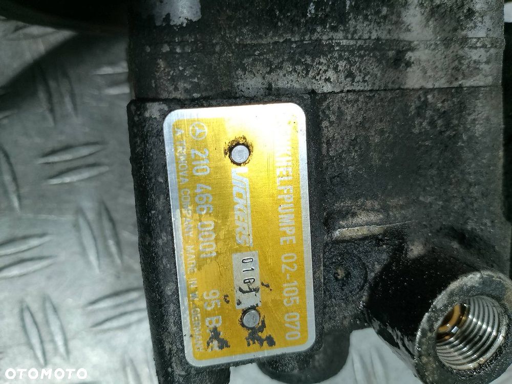 POMPA WSPOMAGANIA MERCEDES-BENZ W124 2104660001 2.3 B - 5