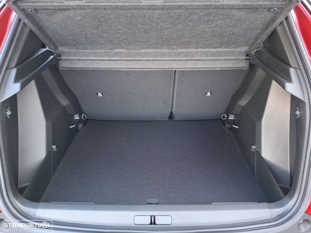 Peugeot 2008 1.2 PureTech Allure - 21