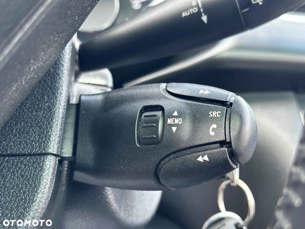 Peugeot 3008 THP 165 EAT6 Stop & Start Allure - 30