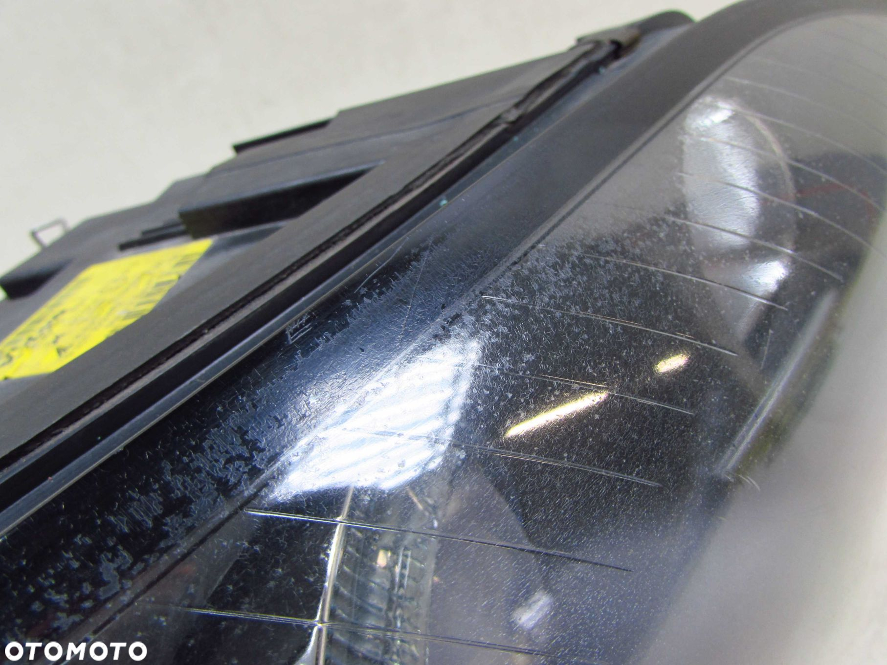VOLVO C70 II 06-10 LAMPA REFLEKTOR PRZOD PRAWA 31283044 XENON EU / UK - 4
