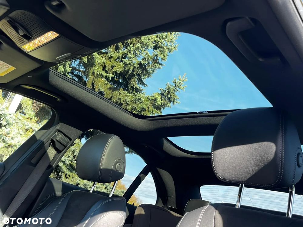 Mercedes-Benz Klasa E 300 de AMG - 6