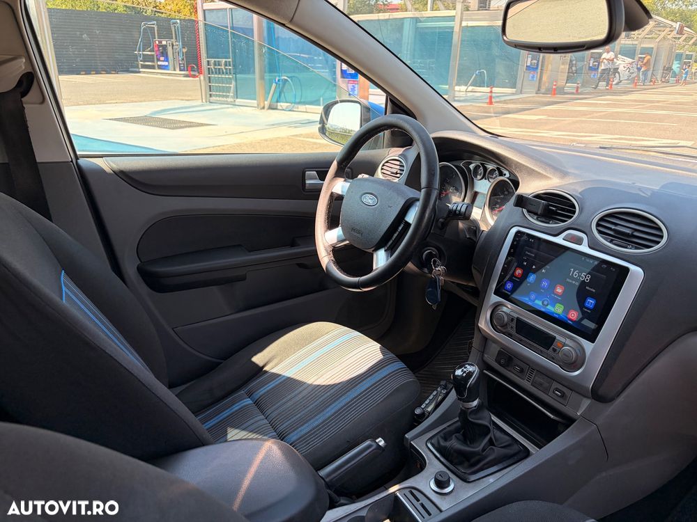 Ford Focus - 7