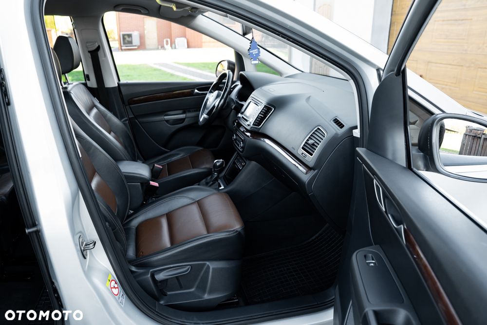 Volkswagen Sharan 2.0 TSI DSG Highline - 22