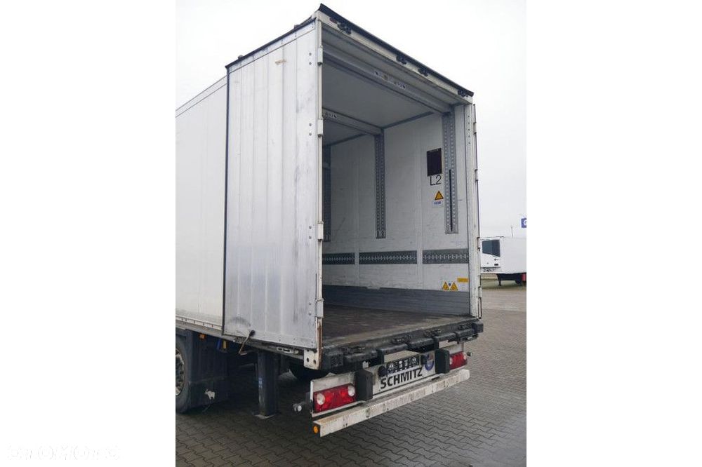 Schmitz Cargobull Trailer Van Light Insulated Double deck Straight - 11