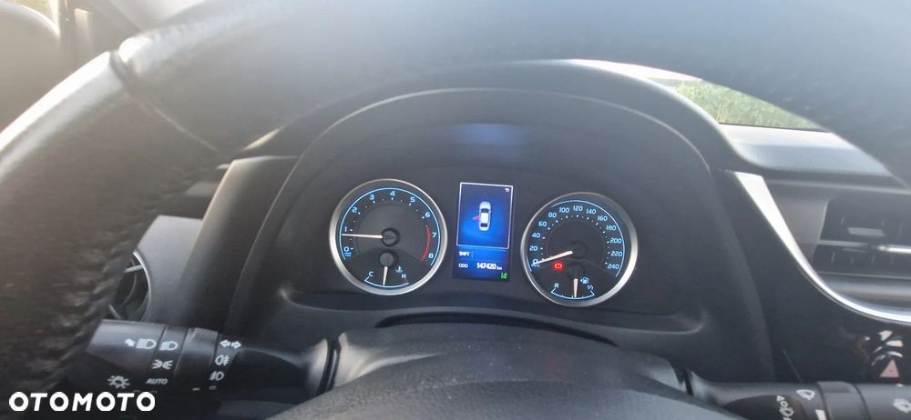 Toyota Corolla 1.6 Comfort - 17