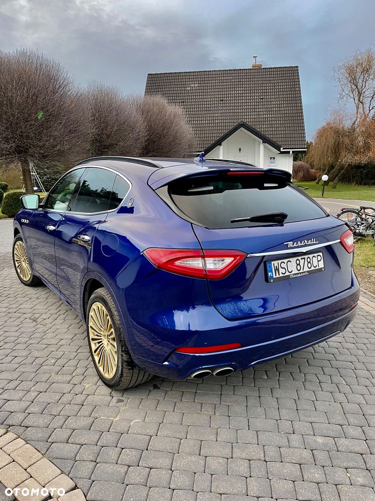 Maserati Levante - 8