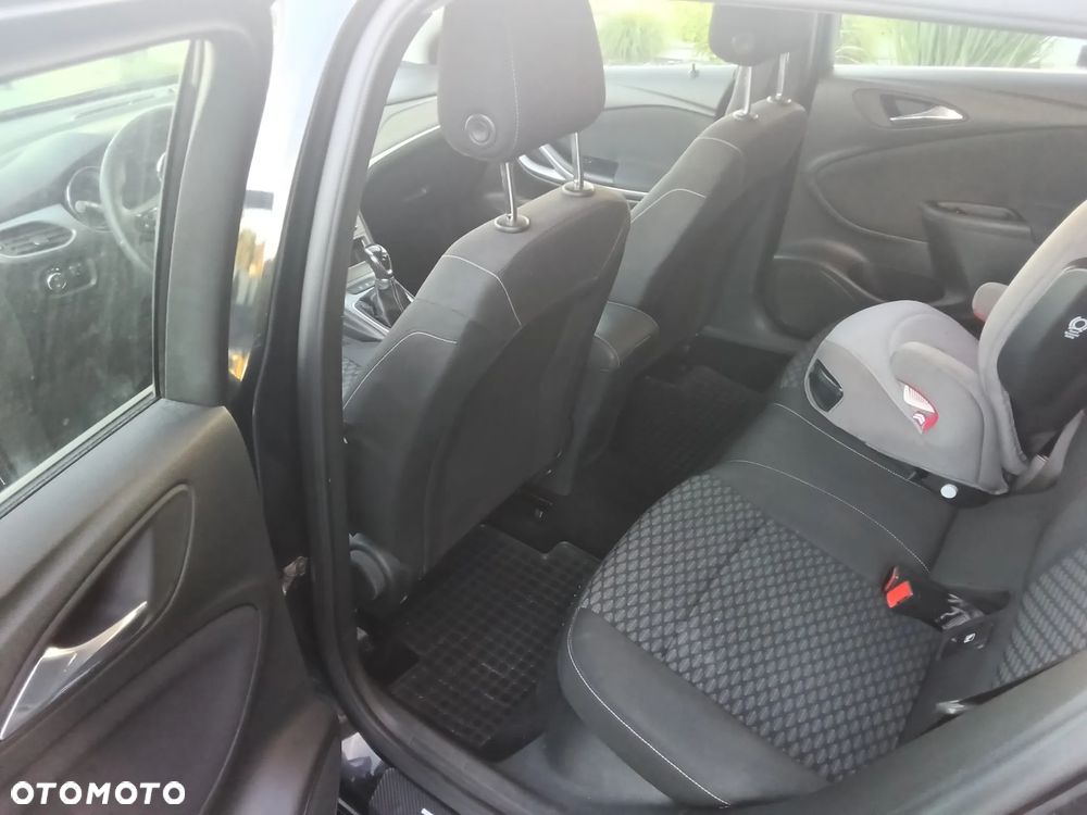 Opel Astra 1.4 T Enjoy - 18
