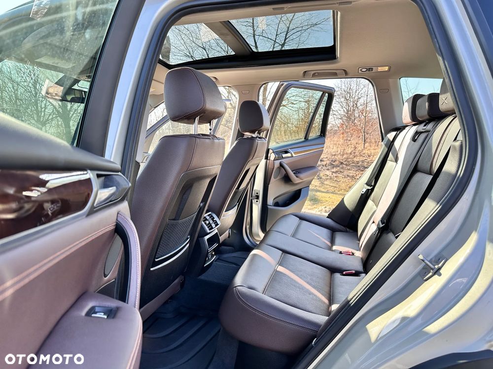 BMW X3 xDrive28i Sport-Aut xLine - 12