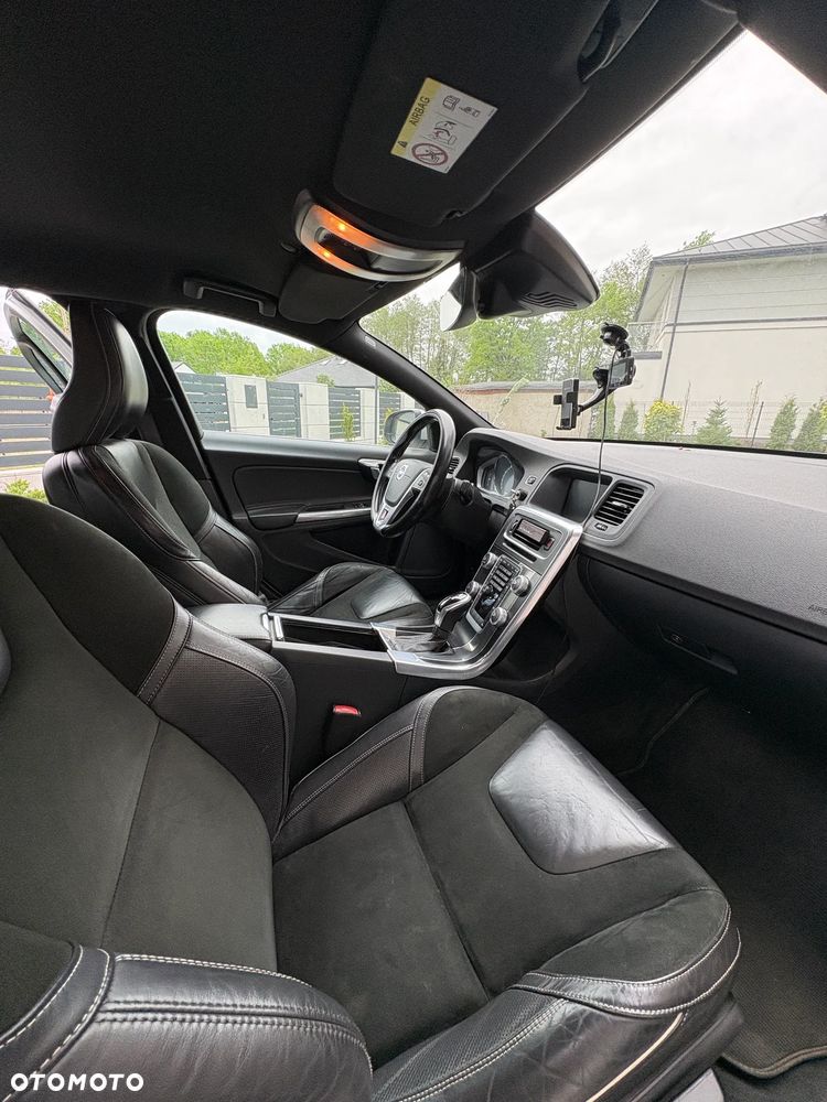 Volvo S60 T4 Momentum - 5