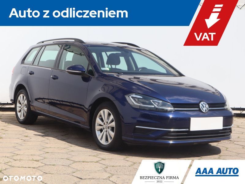 Volkswagen Golf - 1