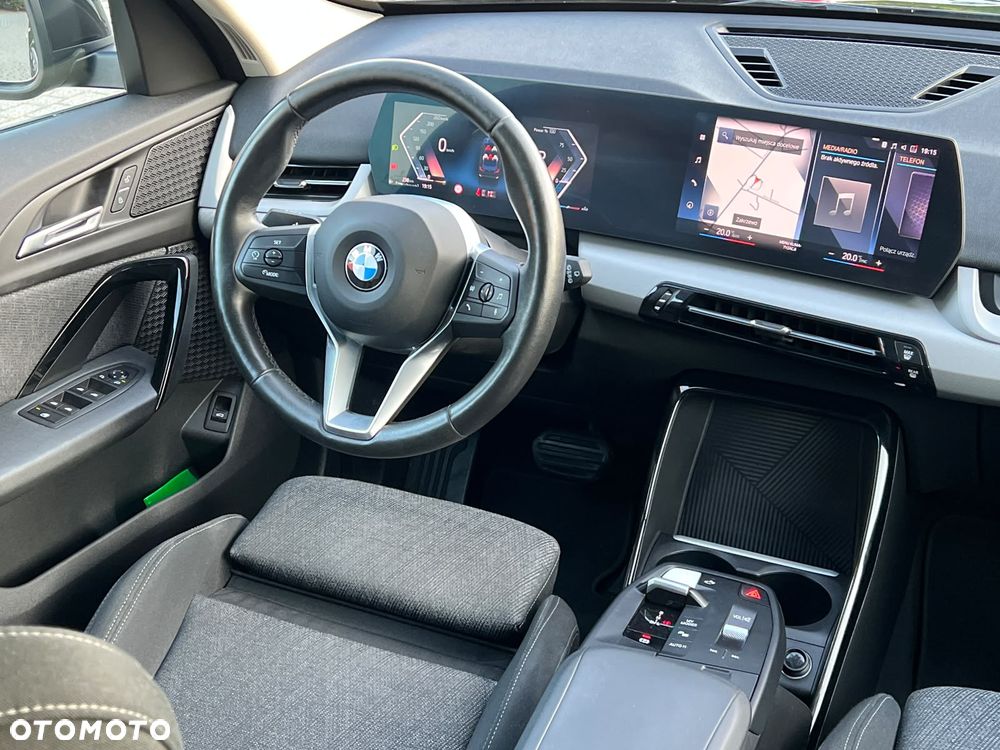 BMW X1 sDrive18d sport - 33