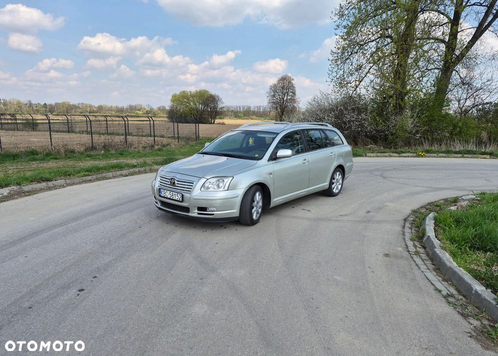 Toyota Avensis 2.0 D-4D Sol - 1