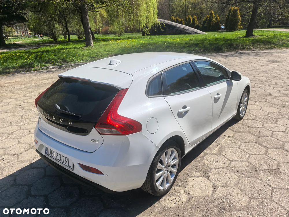Volvo V40 D2 - 17