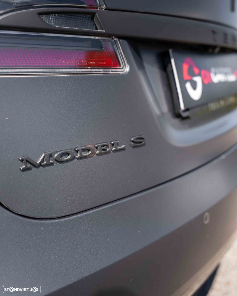 Tesla Model S P100D — fotografia 12