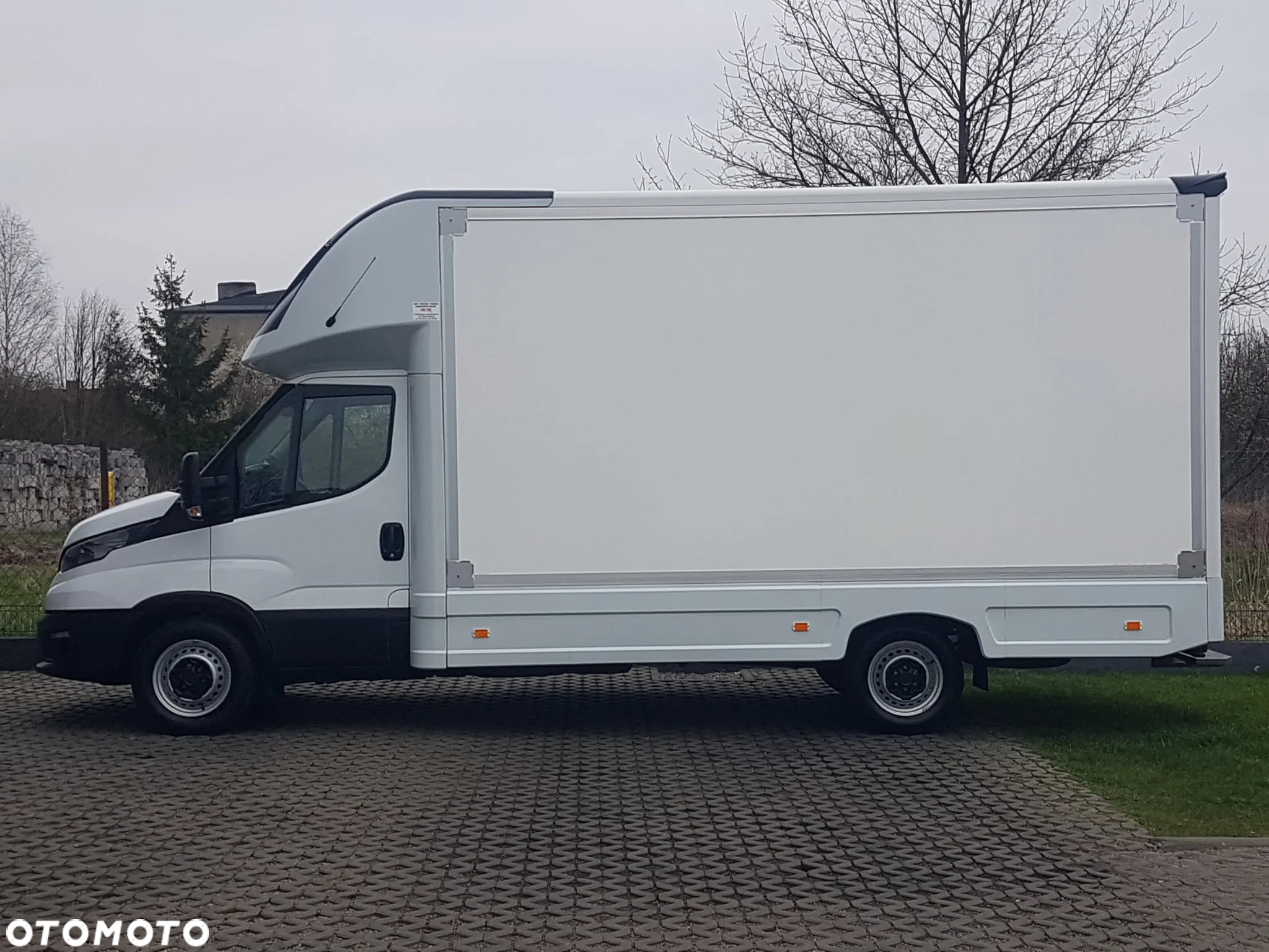 Iveco DAILY KONTENER NISKOPODŁOGOWY 4,43x2,23x2,42 SKLEP BAR FOODTRUCK KAMPER KLIMA - 11