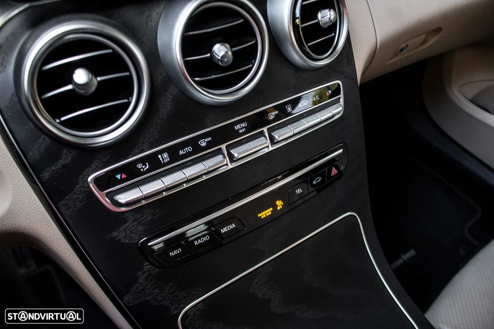 Mercedes-Benz C 300 de Avantgarde - 19