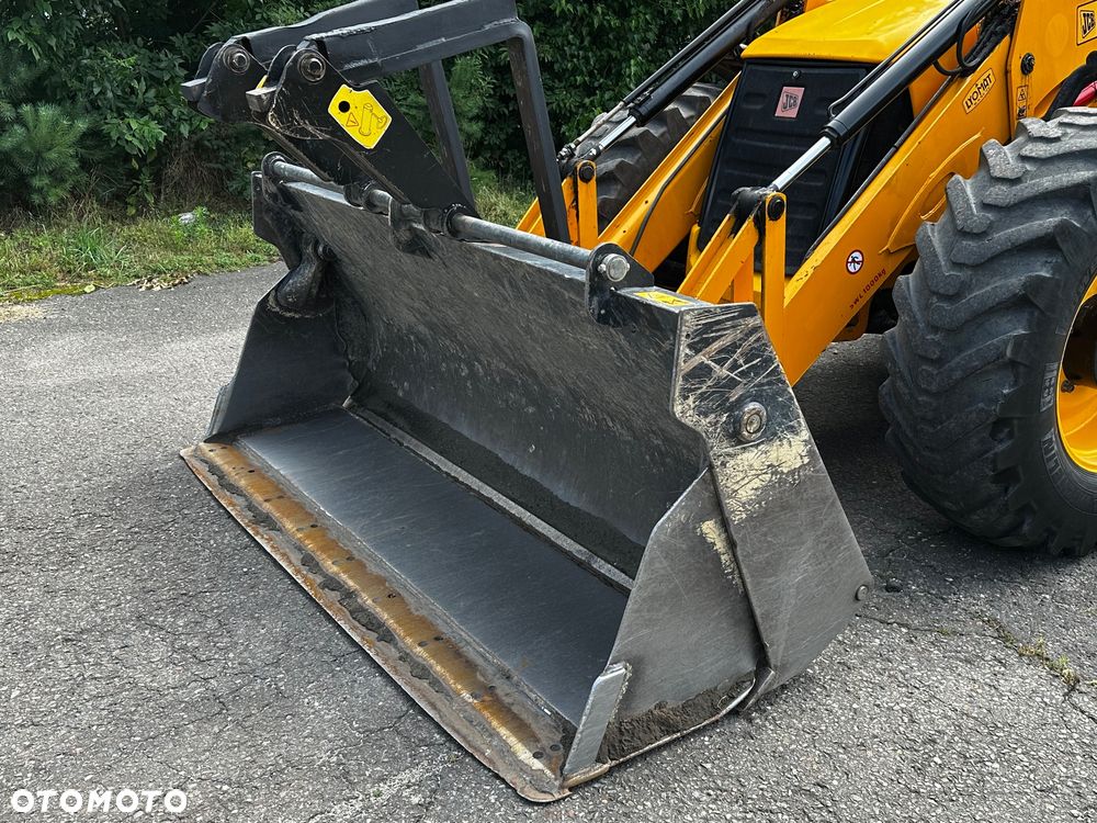 JCB 4cx - 22
