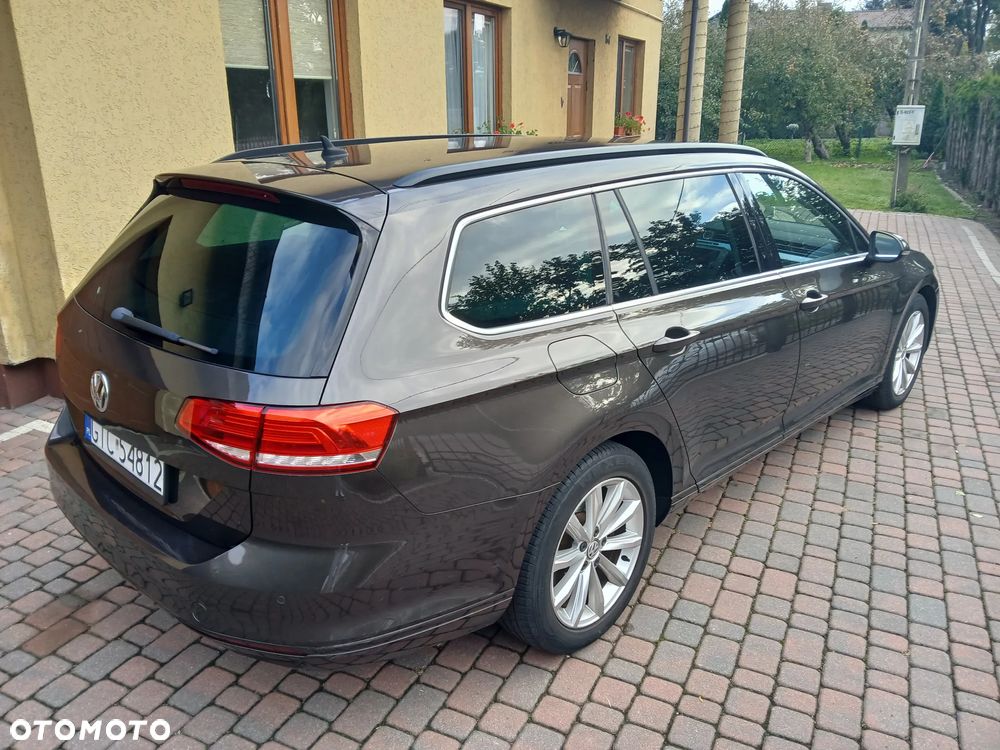 Volkswagen Passat 2.0 TDI BMT Comfortline - 12