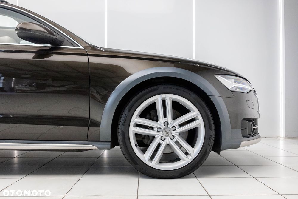 Audi A6 Allroad - 10