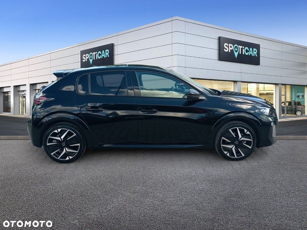 Peugeot 208 - 5