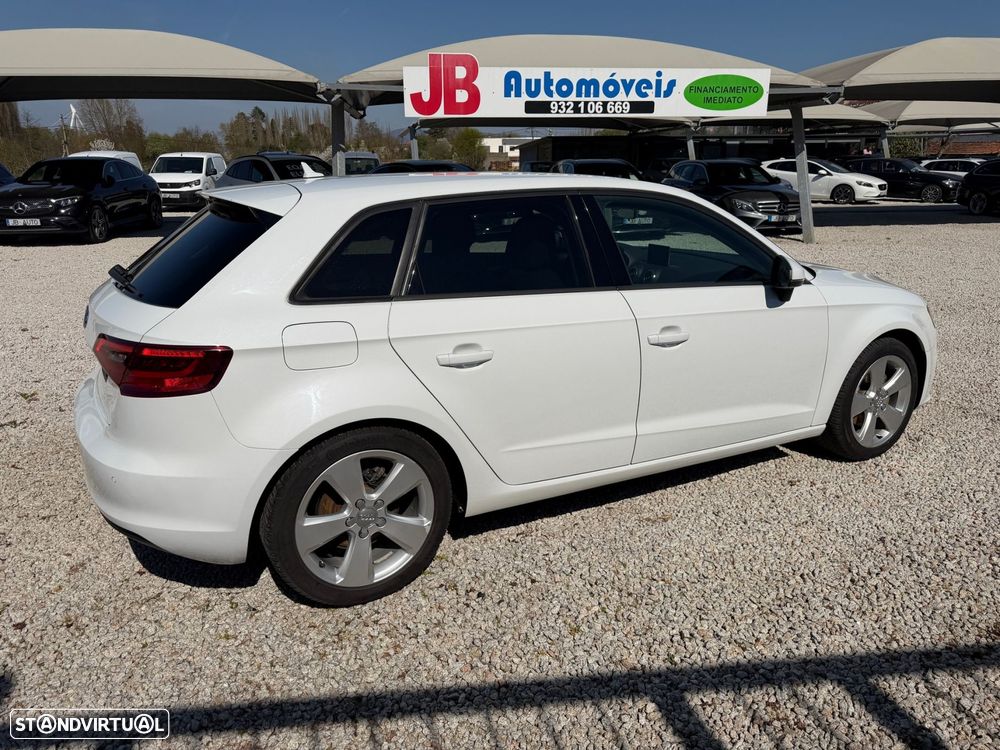 Audi A3 Sportback 1.6 TDI Sport - 6