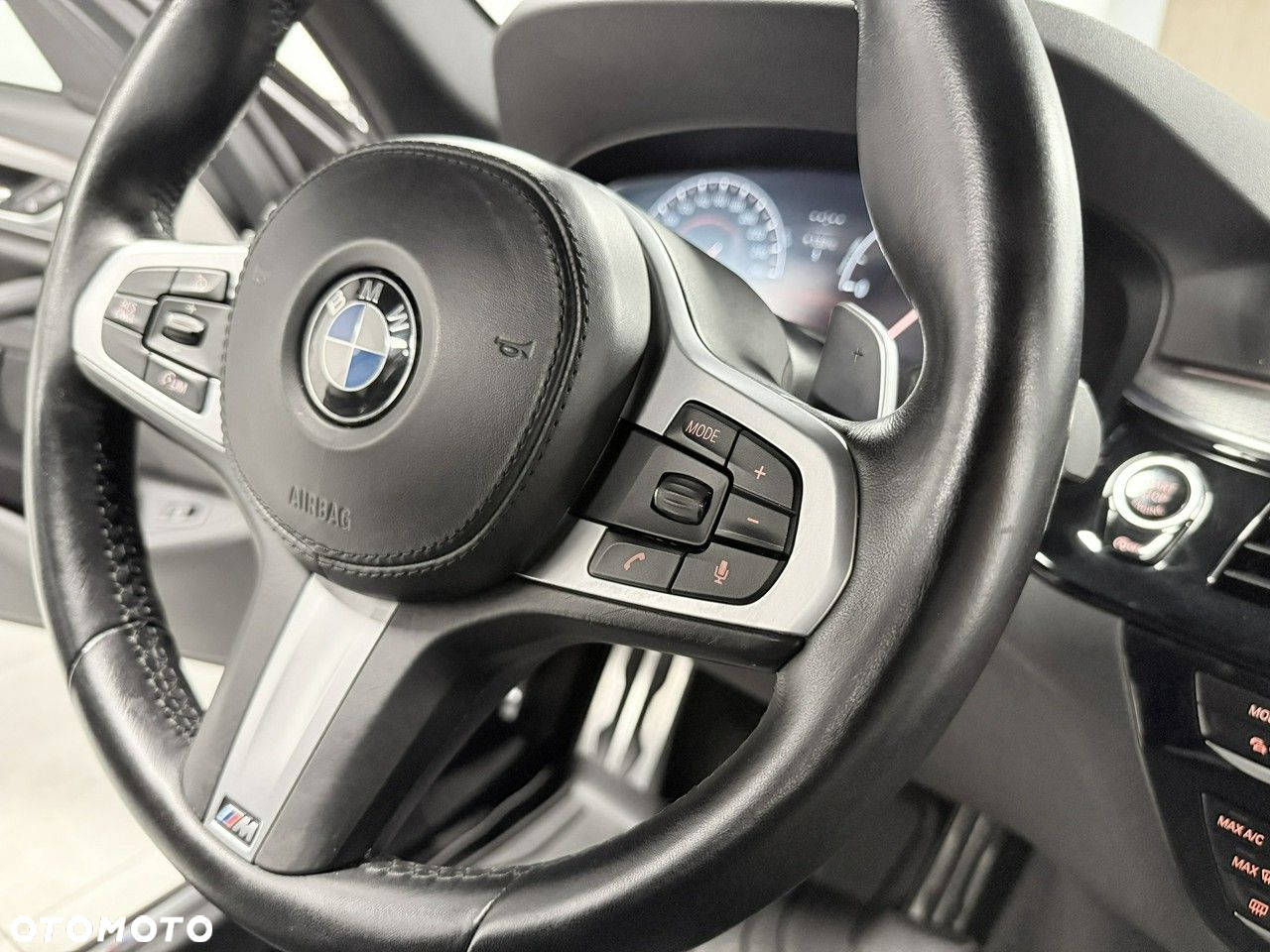 BMW Seria 5 520d Touring M Sport Edition - 41