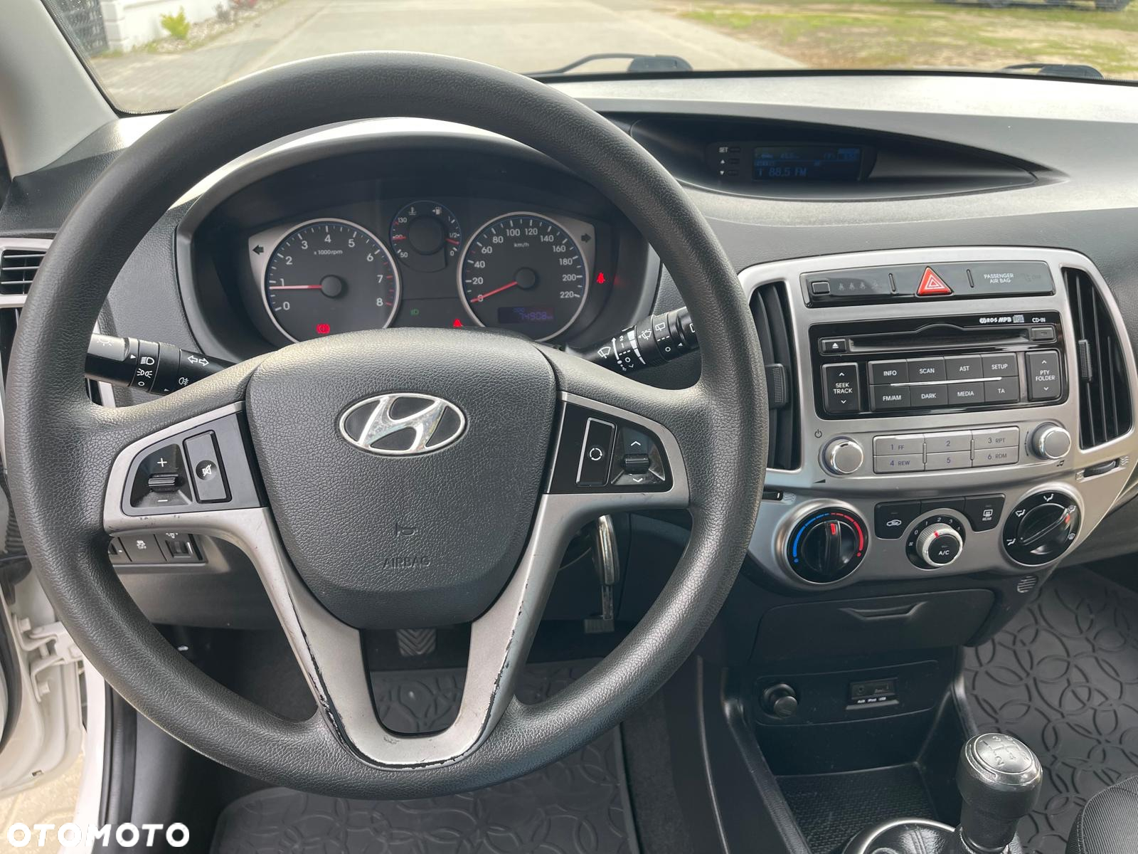 Hyundai i20 1.2 Trend - 25