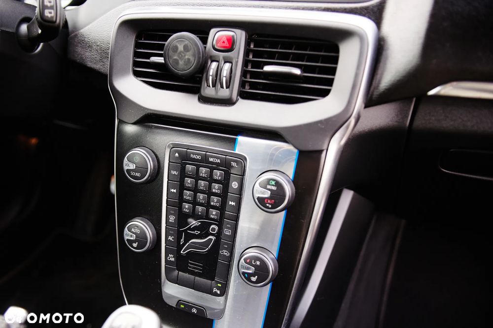 Volvo V40 D2 RDesign - 24