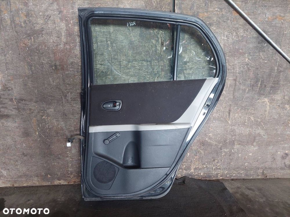 DRZWI KOMPLETNE PRAWY TYŁ TOYOTA YARIS II LIFT 5D 209 - 5
