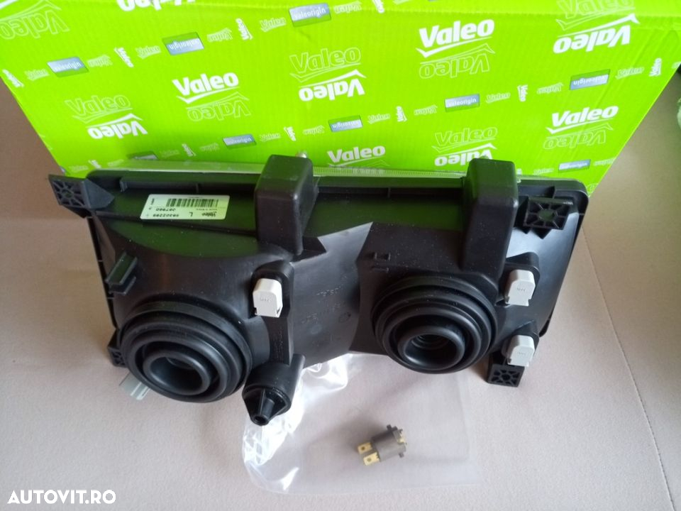 Far Faruri Nissan Atleon anii 2000-2015 orice piese - 12