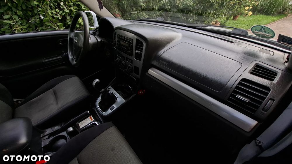 Suzuki Grand Vitara 1.6 Comfort - 18