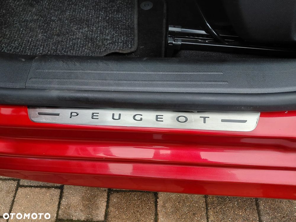 Peugeot 208 1.2 PureTech Style S&S - 21