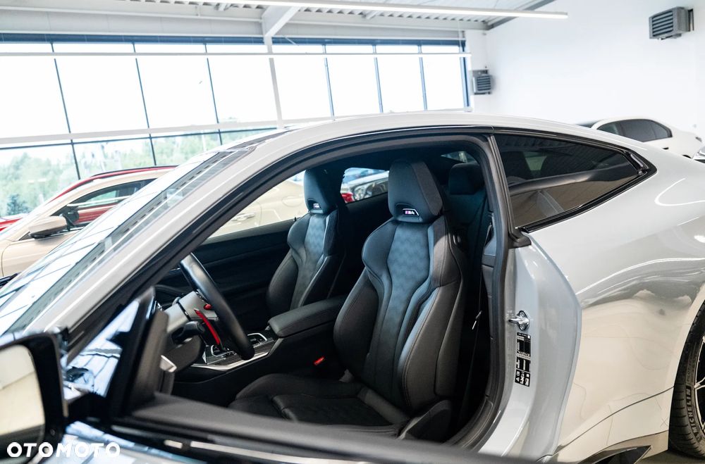 BMW M4 Competition M xDrive sport - 21