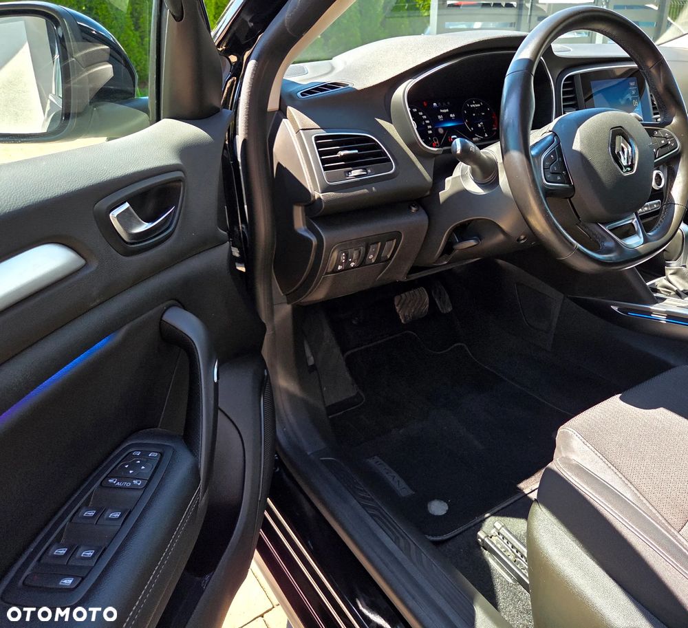 Renault Megane 1.3 TCe FAP Techno EDC - 17