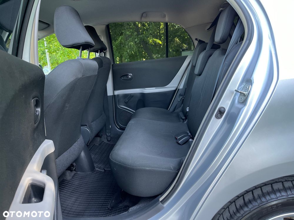 Toyota Yaris 1.0 Luna A/C - 24