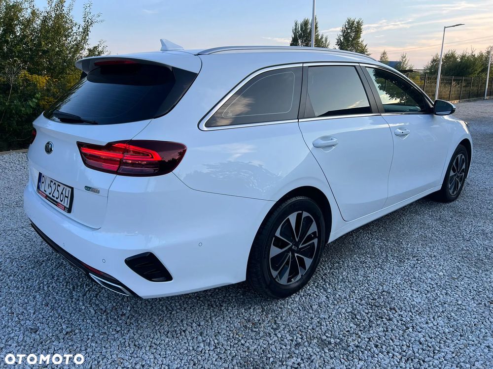 Kia Ceed SW 1.6 GDI DCT OPF Plug-in-Hybrid Spirit - 12