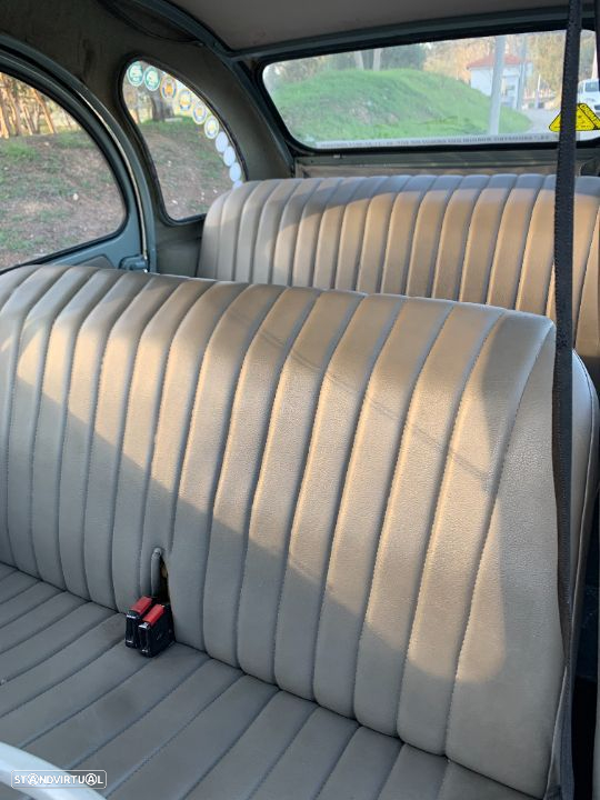Citroën 2CV - 12