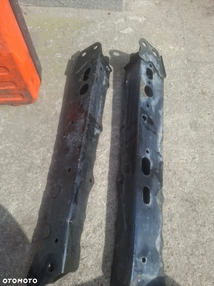 wspornik zawieszenia przód AURIS COROLLA sedan E15 - 1