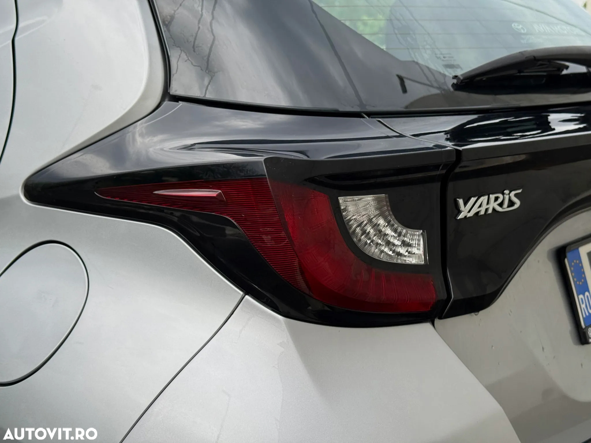 Toyota Yaris 1.5 VVT-i HSD Dynamic - 26