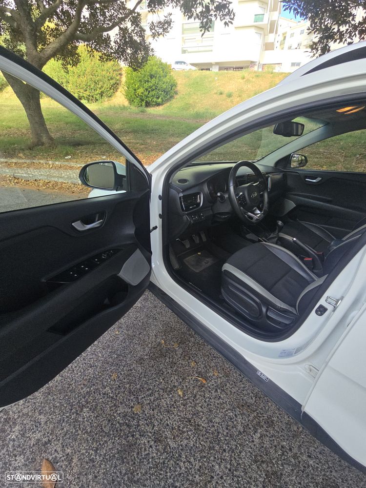 Kia Stonic 1.0 T-GDI Drive - 18