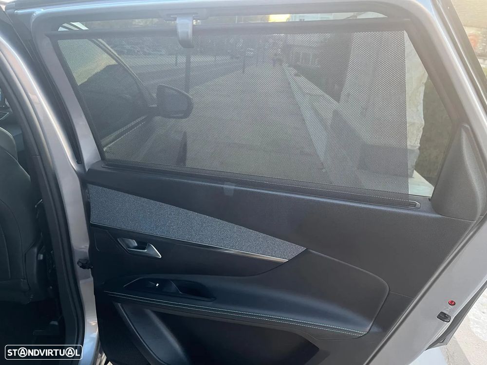 Peugeot 5008 BlueHDI 130 EAT8 Allure - 36