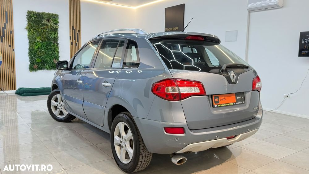 Renault Koleos 2.0 dCI FAP 4x4 Aut. Luxe - 4
