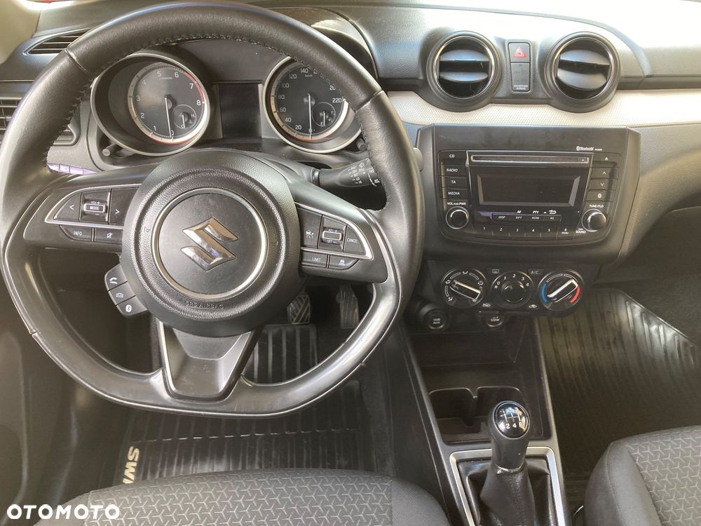Suzuki Swift 1.2 Dualjet SHVS Premium - 7