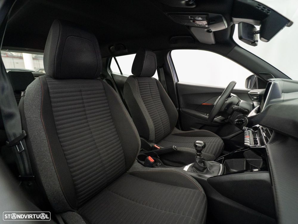 Peugeot 2008 1.2 PureTech Active Pack - 37